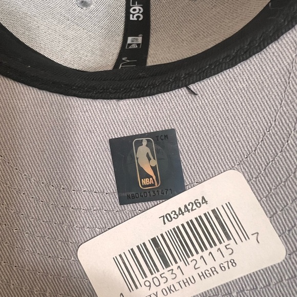 Oklahoma City Thunder basketball hat - Picture 6 of 7